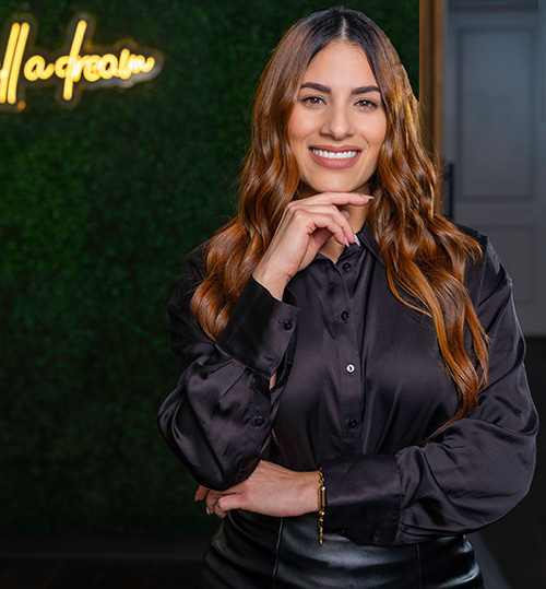 Anais Serrano headshot